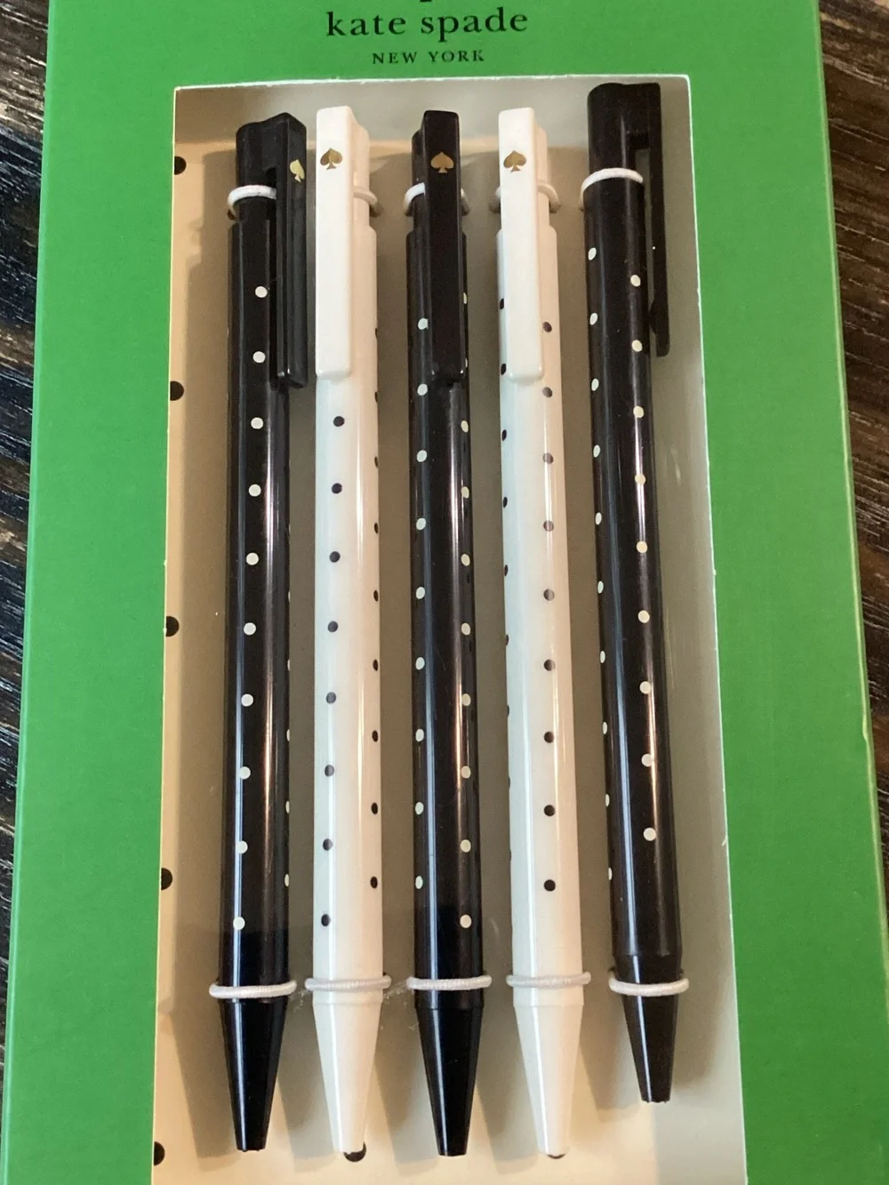 Kate Spade Black and White Dot Ckick Pen Set
